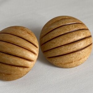 ✨Vintage Clip On Earrings Large Round Dome Faux Wood Lightweight Carved